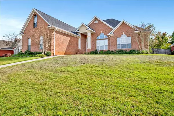 3613 Willow Walk DR, Saraland, AL 36571