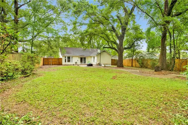 Mobile, AL 36695,6421 Autumn Ridge DR