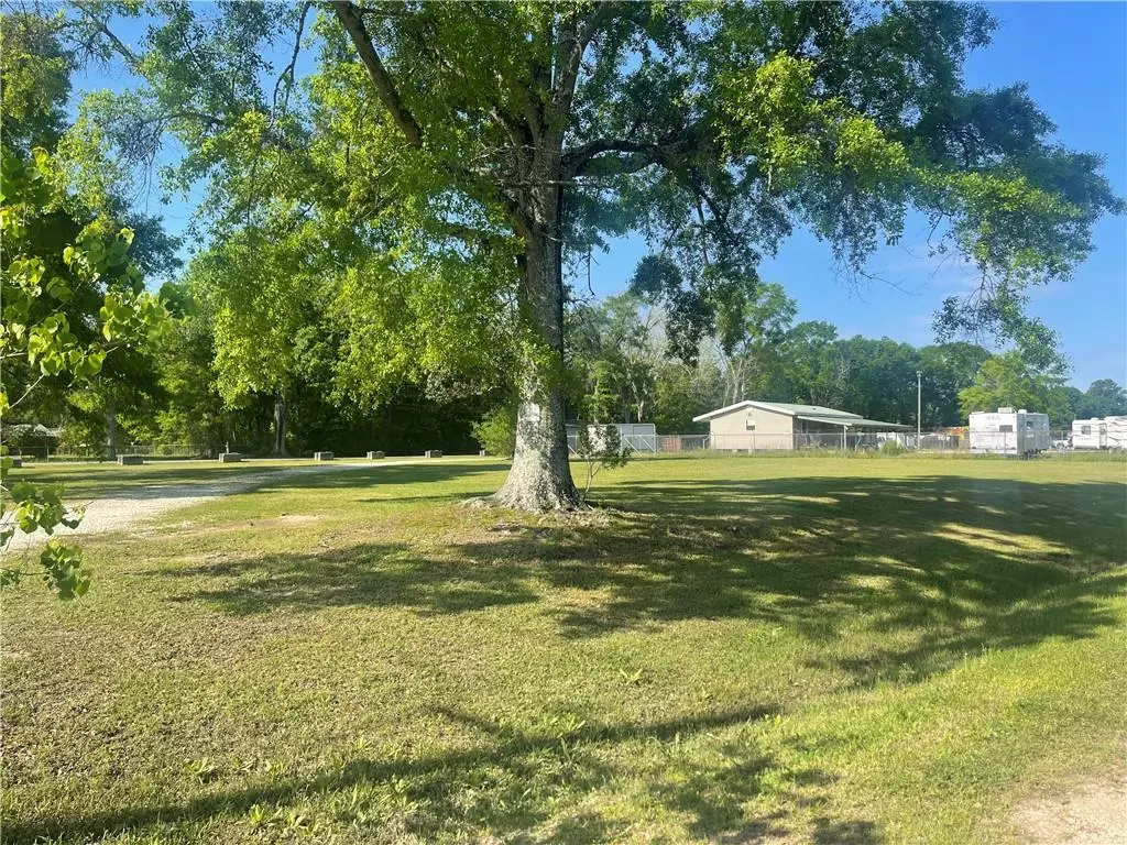 Theodore, AL 36582,7670 Bellingrath RD