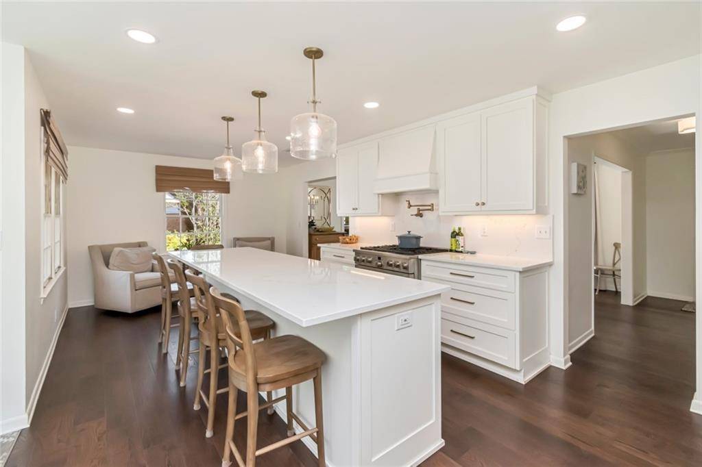 Mobile, AL 36608,3706 Swansea DR