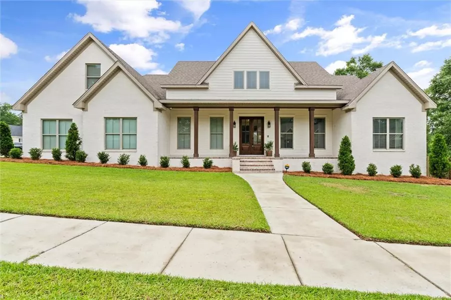 3699 Elysian Fields DR, Saraland, AL 36571