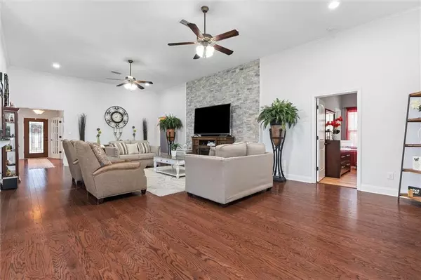 Mobile, AL 36695,2864 Tennison CT