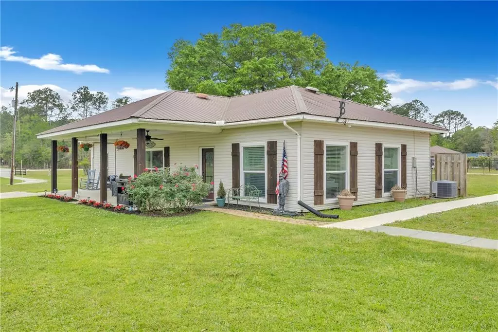 Theodore, AL 36582,4100 River RD