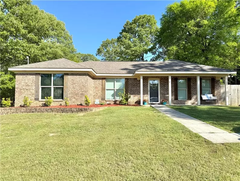 1079 Timber Creek DR S, Axis, AL 36505