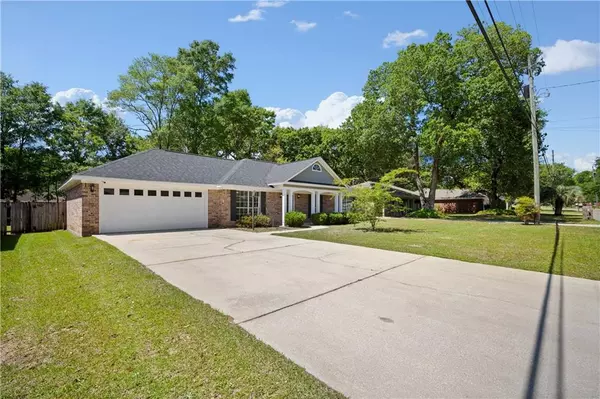 Theodore, AL 36582,6303 Woodside DR N