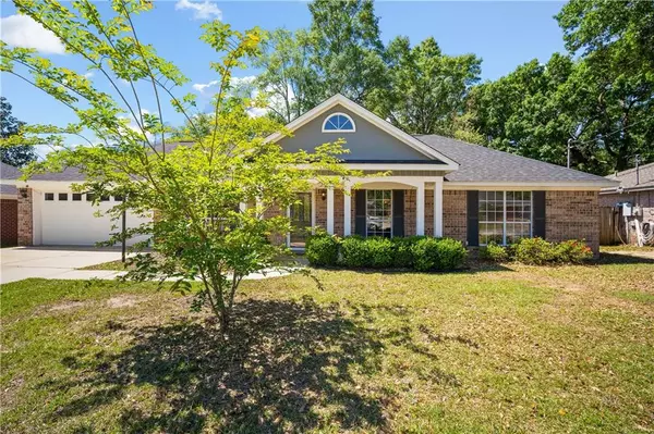 Theodore, AL 36582,6303 Woodside DR N