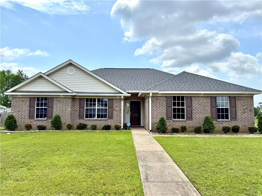 Mobile, AL 36695,13483 James Copeland DR