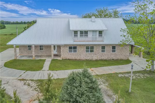 28461 Gardner RD, Elberta, AL 36530
