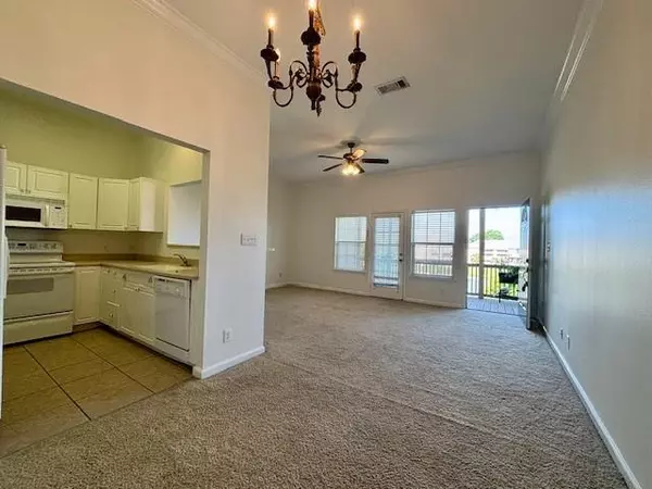 Daphne, AL 36526,4 Yacht Club DR #172