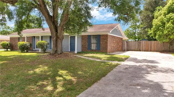 6731 Browder DR, Theodore, AL 36582