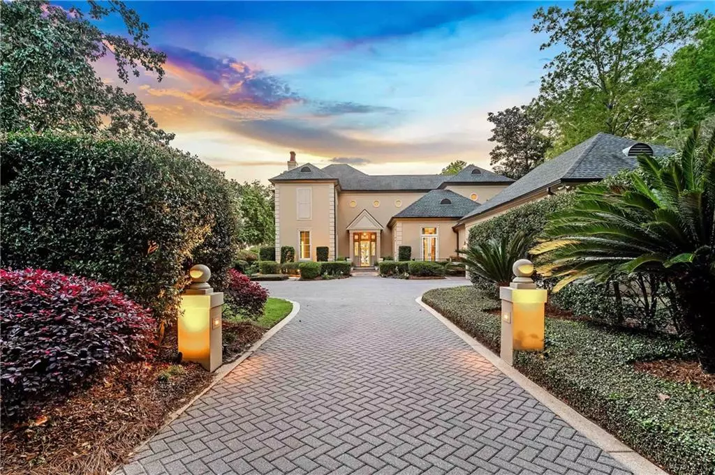 Daphne, AL 36526,437 Village DR