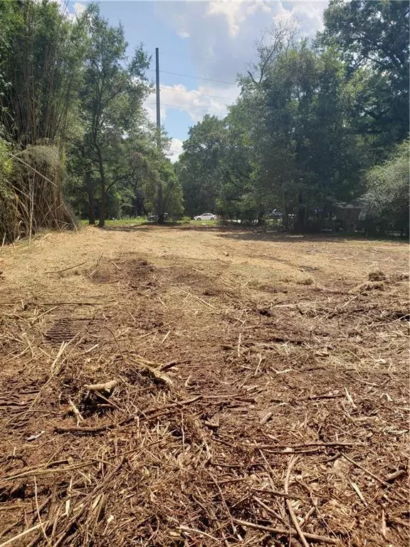 Mobile, AL 36618,5372 Moffett RD