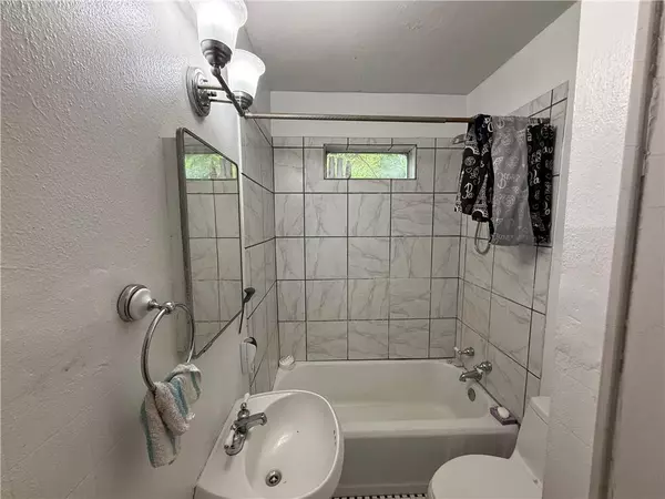 Mobile, AL 36606,254 Ellis AVE