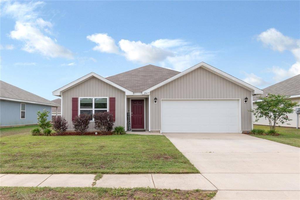 Robertsdale, AL 36567,20675 Mercury DR