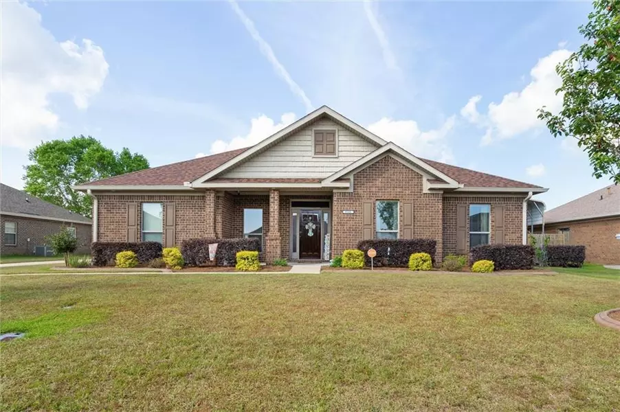 9106 Labrador TRL S, Theodore, AL 36582