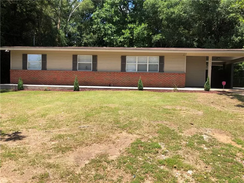 2005 La Pine DR, Mobile, AL 36618