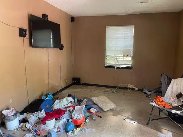 Mobile, AL 36610,215 Book AVE