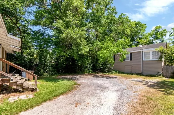 Mobile, AL 36606,109 Carlen ST S