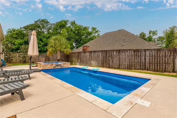 Theodore, AL 36582,5514 Riverwood Landing