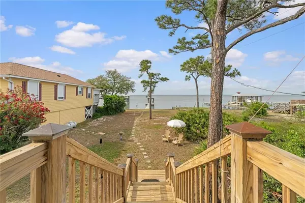 Gulf Shores, AL 36542,8253 State Highway 180 HWY