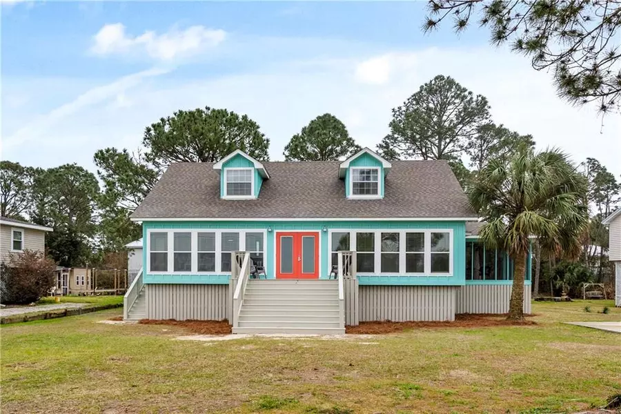 406 Audubon DR, Dauphin Island, AL 36528