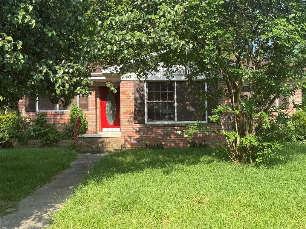 Mobile, AL 36606,155 Poydras AVE