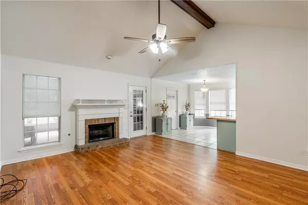 Semmes, AL 36575,1694 Woodforest DR