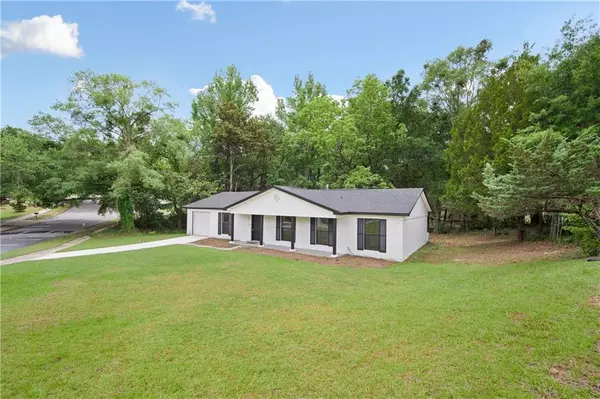 Mobile, AL 36618,1513 Carlisle DR W