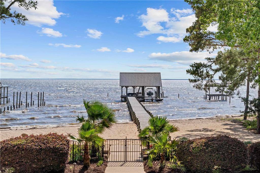Fairhope, AL 36532,6650 Cedar Brook DR