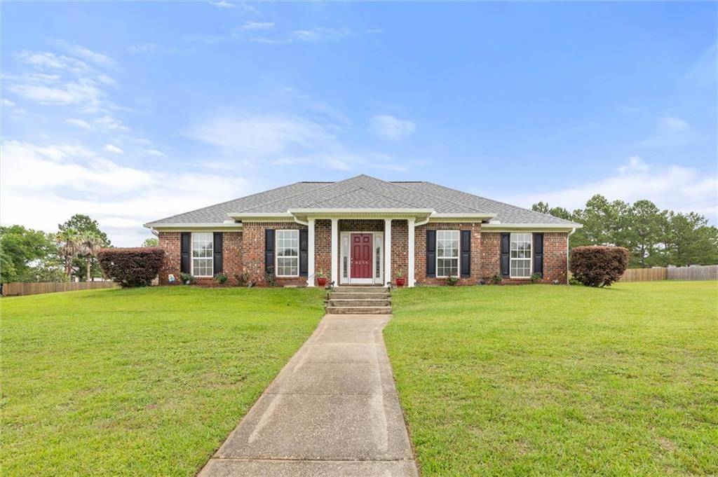 8296 Amanda LN, Irvington, AL 36544