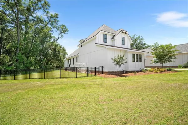 Fairhope, AL 36532,313 Cuban Lilly DR