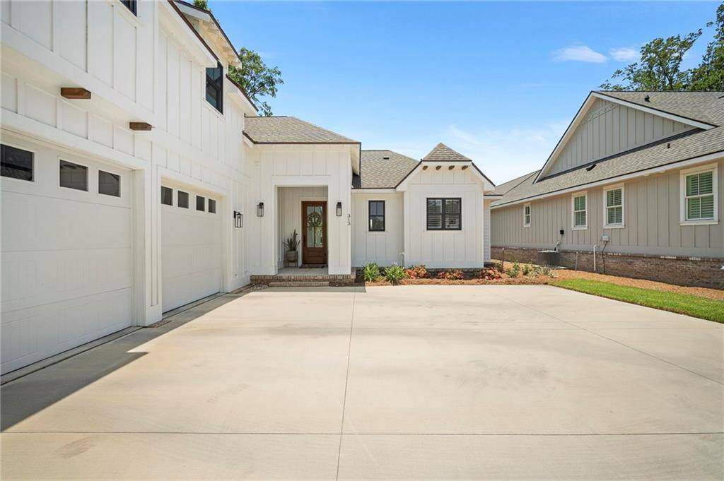 Fairhope, AL 36532,313 Cuban Lilly DR