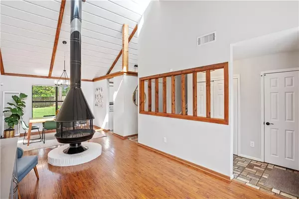 Mobile, AL 36619,4250 Tara DR W