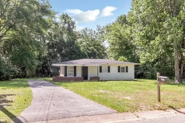 6451 Barker DR S, Mobile, AL 36608