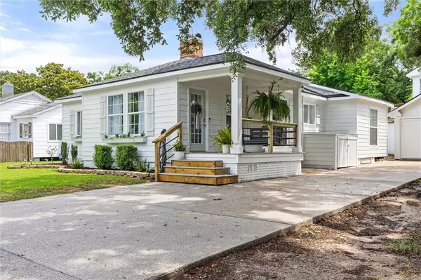 2309 Churchill DR, Mobile, AL 36606