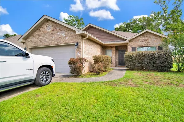 1468 Surrey LOOP, Foley, AL 36535