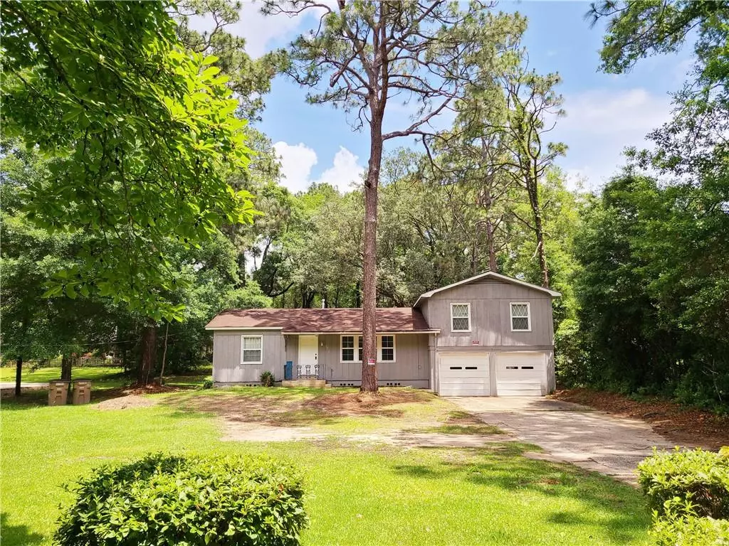 Mobile, AL 36618,5212 Colonial CIR N
