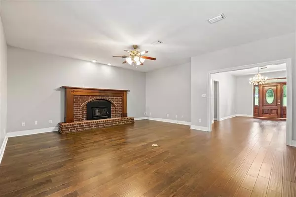 Saraland, AL 36571,10360 Southern Oaks DR