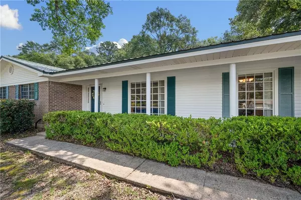 Grand Bay, AL 36541,10079 Border DR W