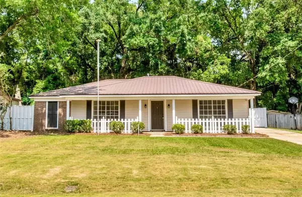1585 Catalina DR, Mobile, AL 36609