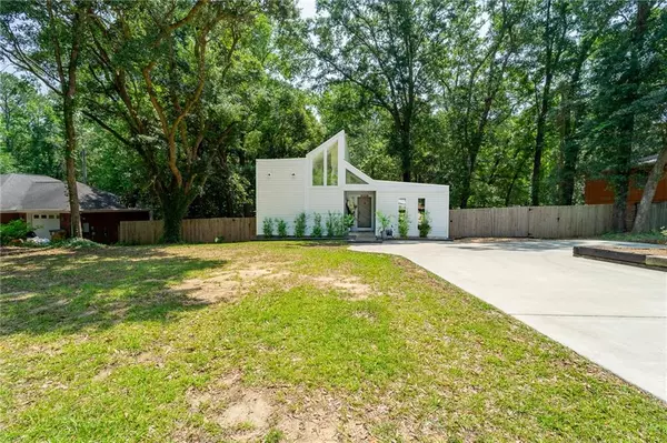 2739 Knollwood DR, Mobile, AL 36693