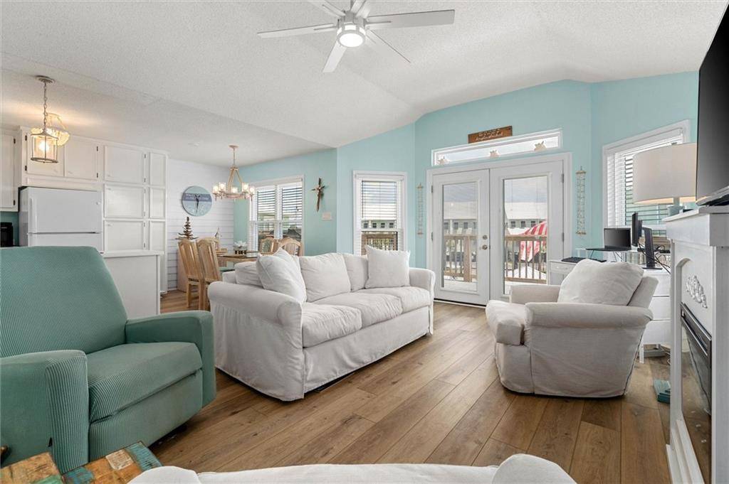 Dauphin Island, AL 36528,528 Lemoyne DR #2B