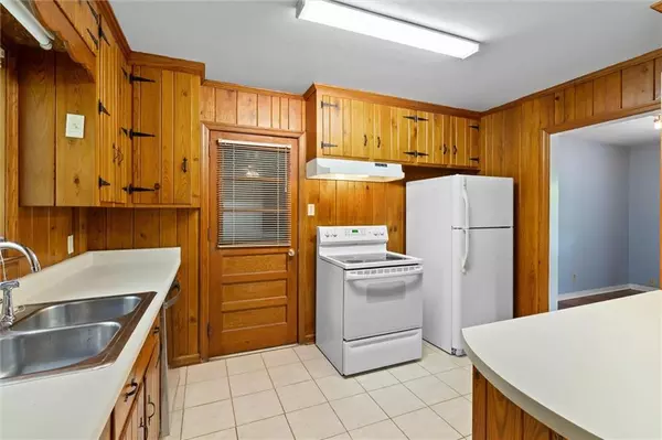 Mobile, AL 36608,5416 Hilltop DR N