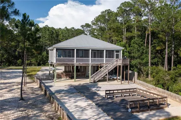 Elberta, AL 36530,7921 Bayshore DR