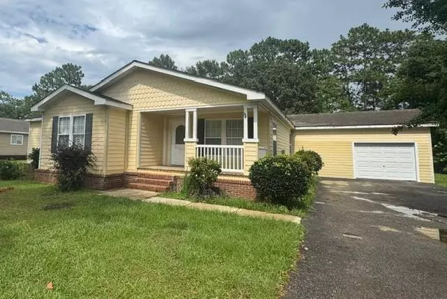 6921 March RD, Theodore, AL 36582