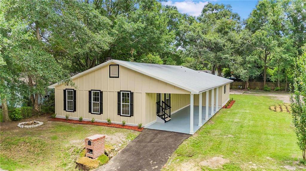 414 Comanche ST, Chickasaw, AL 36611