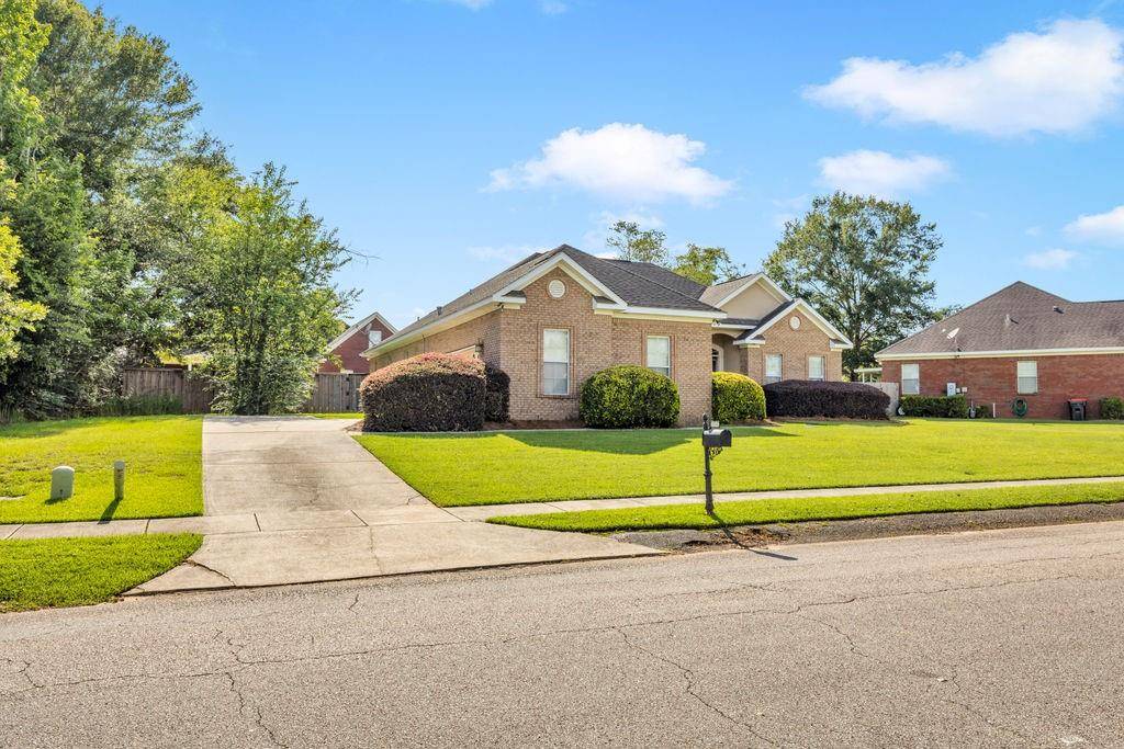 Semmes, AL 36575,8705 Floyd Crabtree WAY