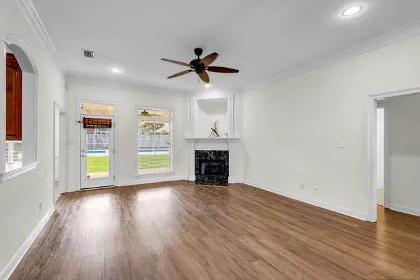 Semmes, AL 36575,8705 Floyd Crabtree WAY