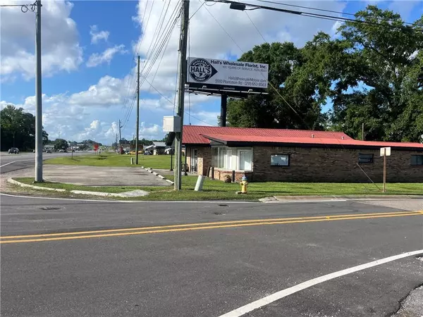 Theodore, AL 36582,5701 Highway 90 W