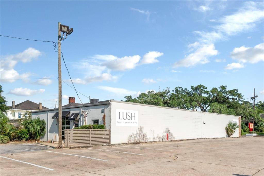 Mobile, AL 36606,1910 Government ST